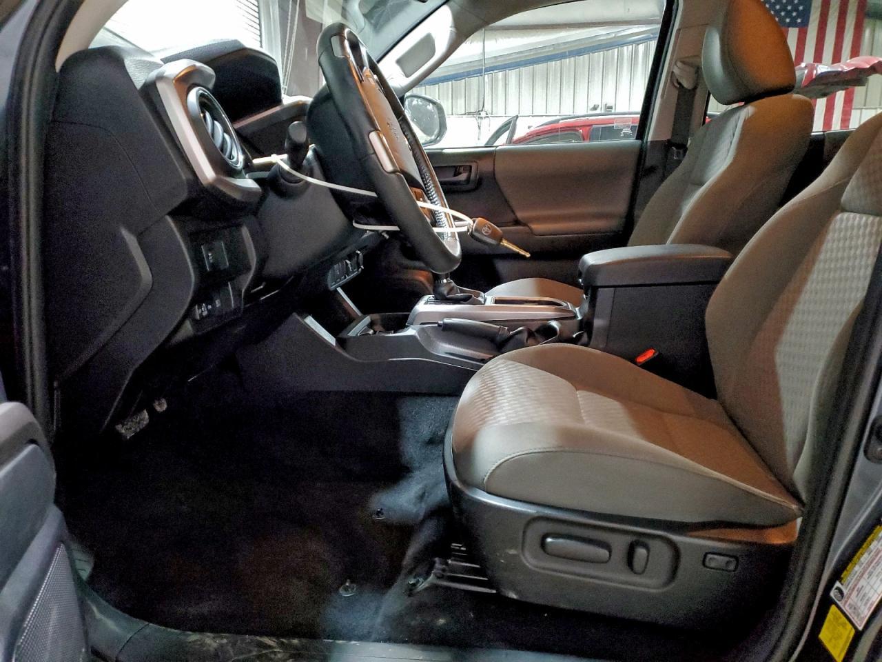 2022 Toyota Tacoma Double Cab - Фото 7