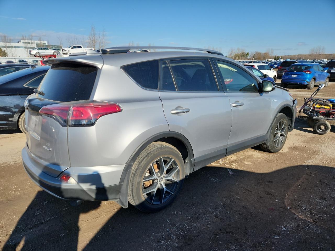 2018 Toyota Rav4 Hv Se - Image 3