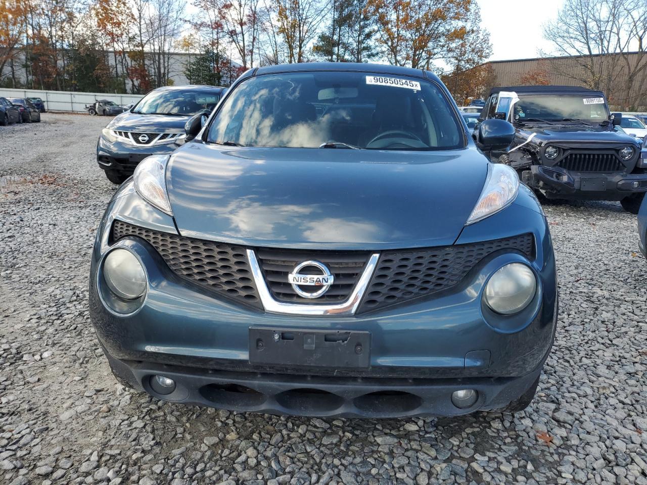 2011 Nissan Juke S - Фото 5