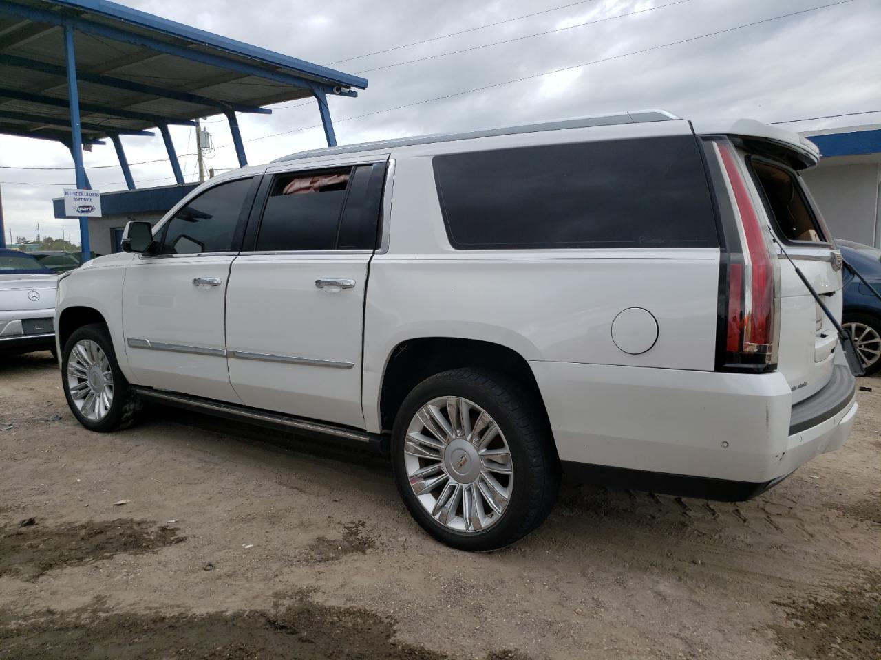 2019 Cadillac Escalade Esv Platinum - Фото 2