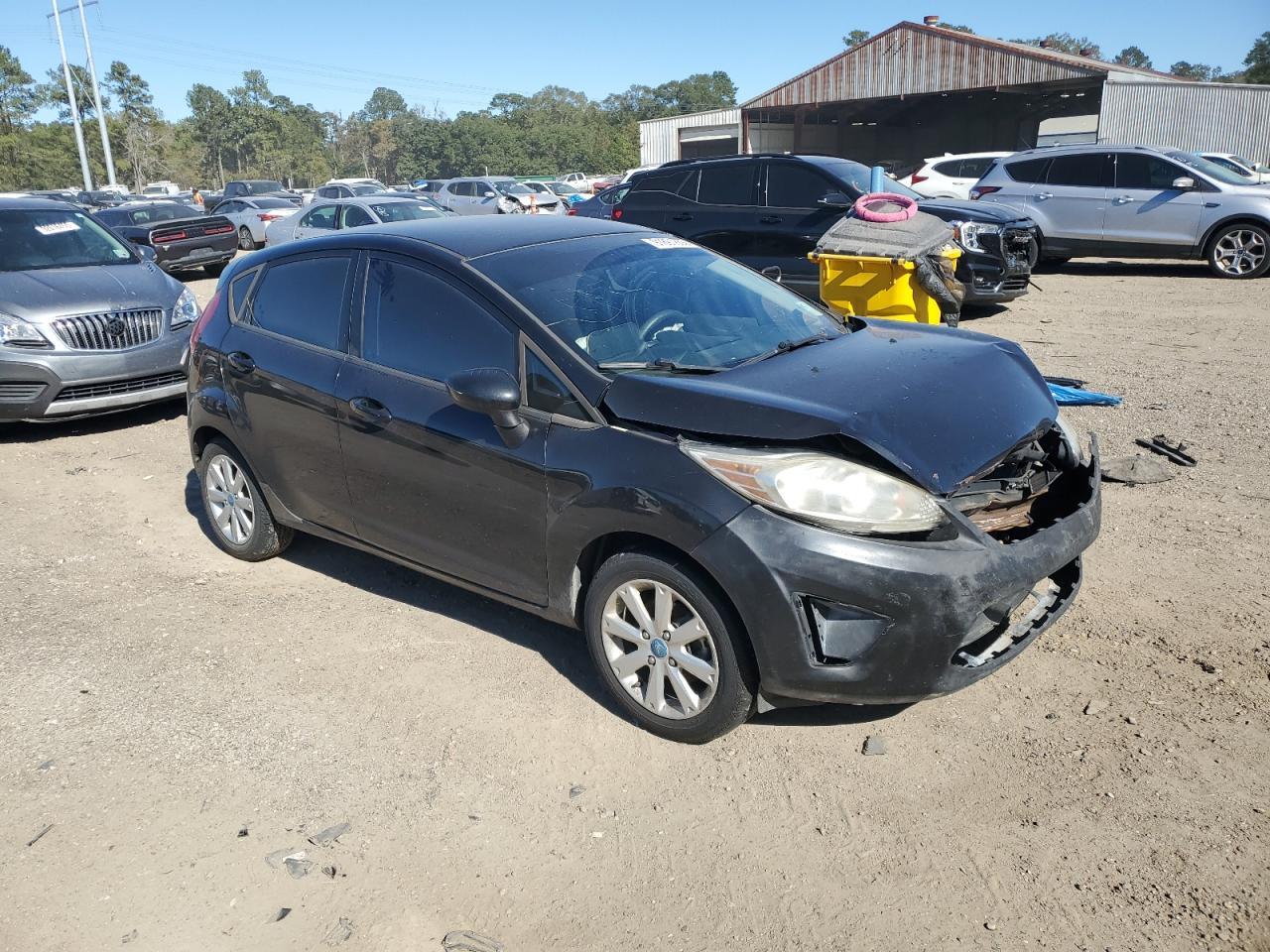 2011 Ford Fiesta Se - Фото 4