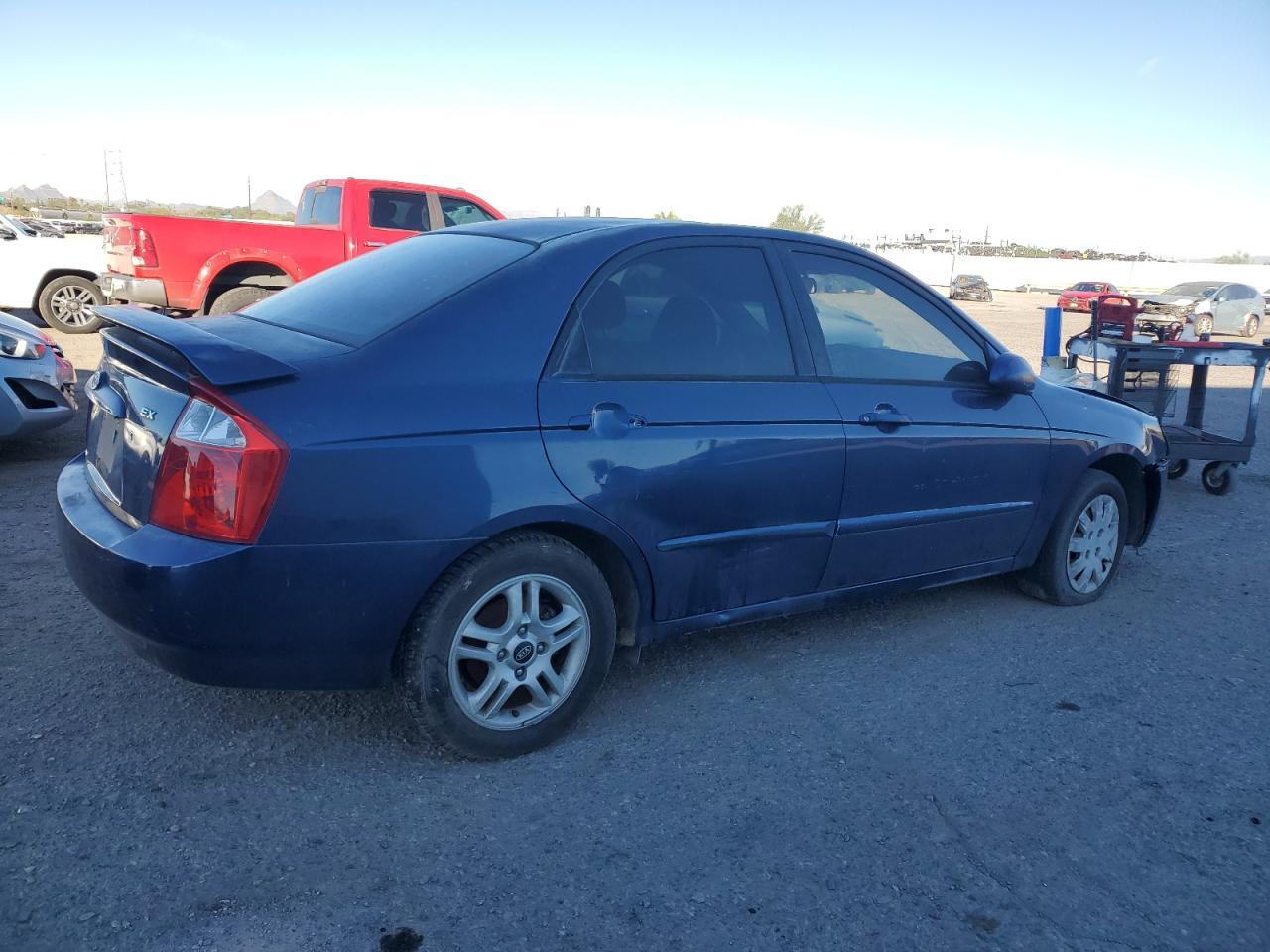 2004 Kia Spectra Lx - Image 3