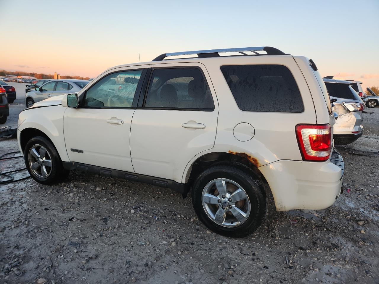 2012 Ford Escape Limited - Фото 2