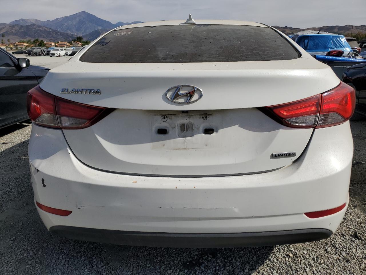2014 Hyundai Elantra Se - Фото 6