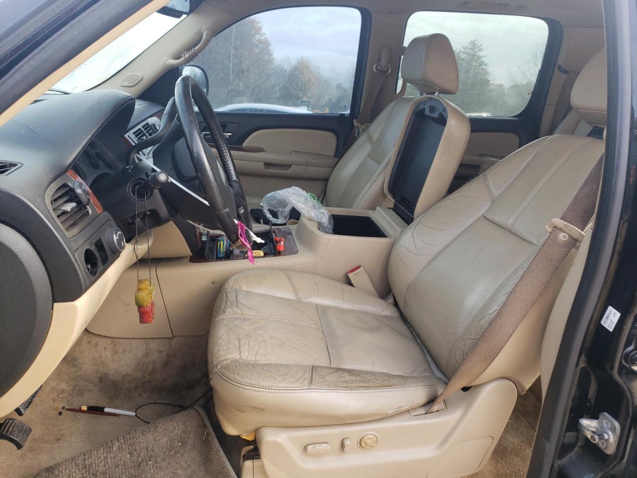 2007 Chevrolet Suburban K1500 - Image 7