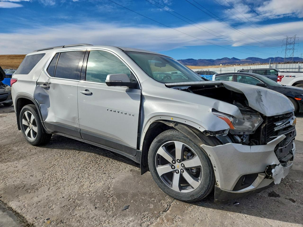 2019 Chevrolet Traverse Lt - Фото 4