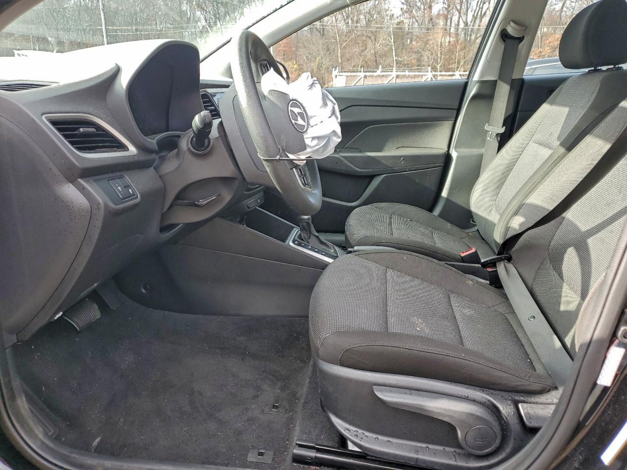 2022 Hyundai Accent Se - Фото 7