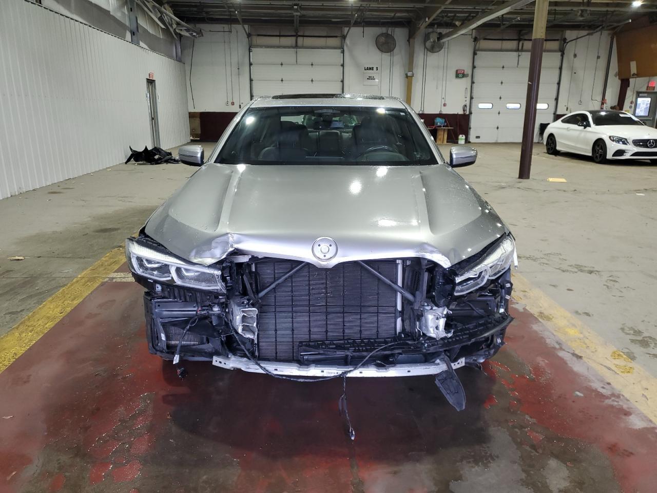 2020 BMW 750 Xi - Фото 5