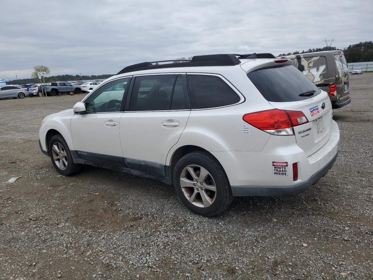 2013 Subaru Outback 2.5I Limited - Image 2