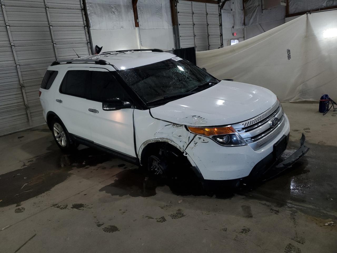 2015 Ford Explorer Xlt - Image 4