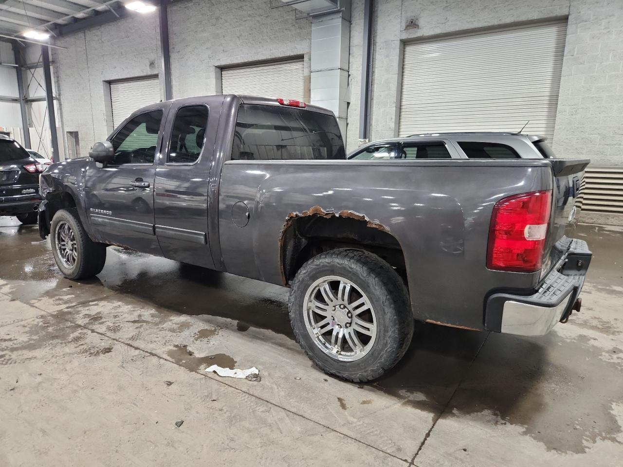 2010 Chevrolet Silverado K1500 Lt - Фото 2