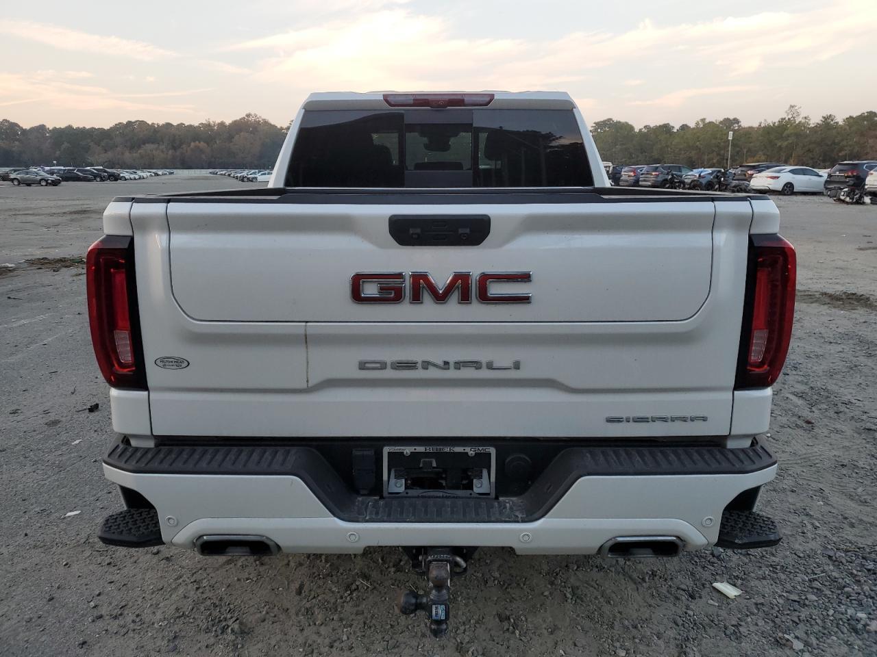2023 GMC Sierra K1500 Denali - Image 6