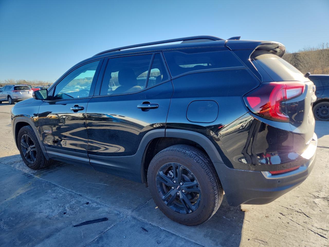 2022 GMC Terrain At4 - Image 2