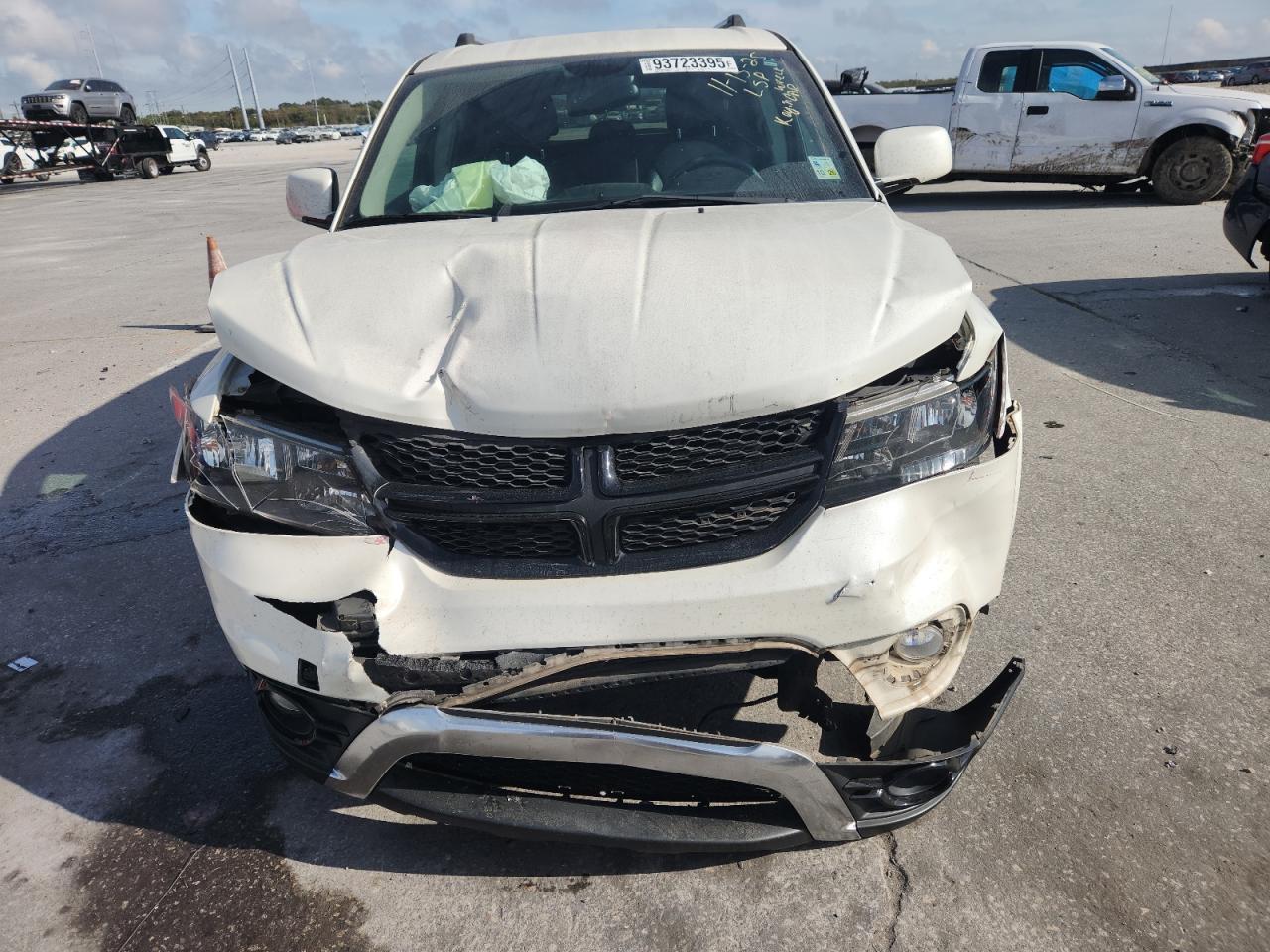 2016 Dodge Journey Crossroad - Image 5