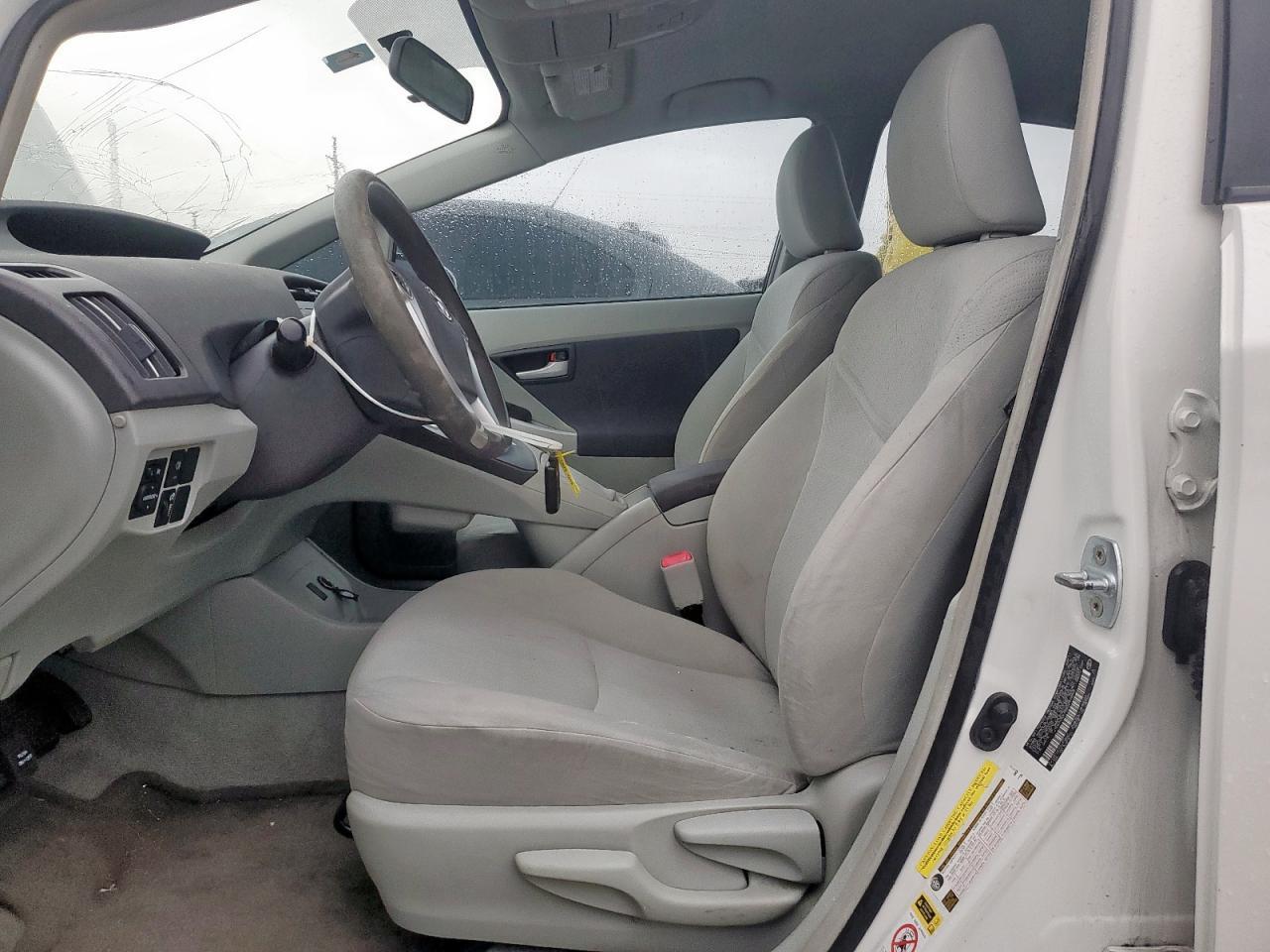 2011 Toyota Prius - Image 7