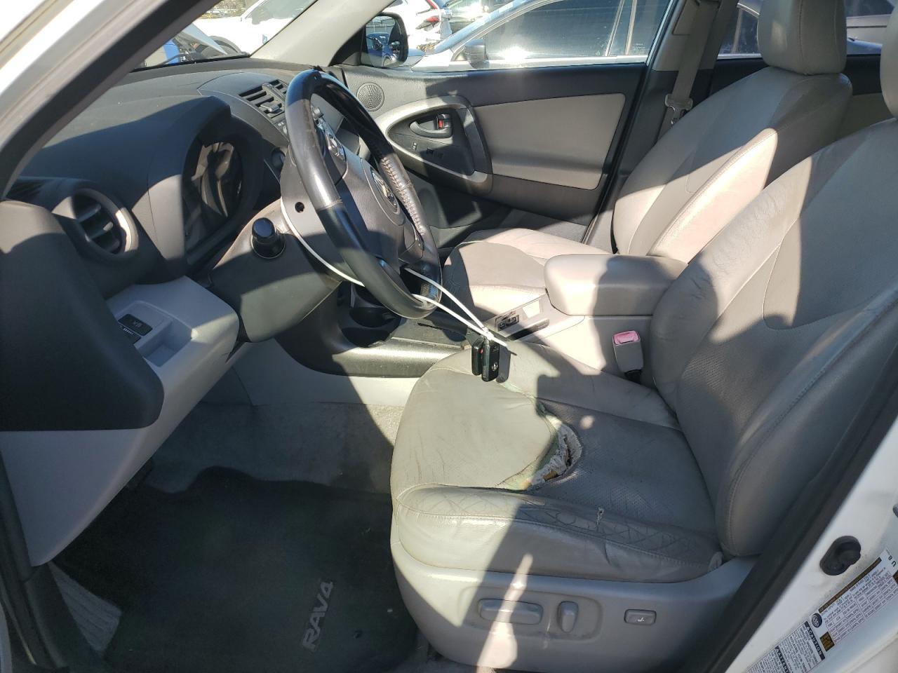 2010 Toyota Rav4 Limited - Image 7