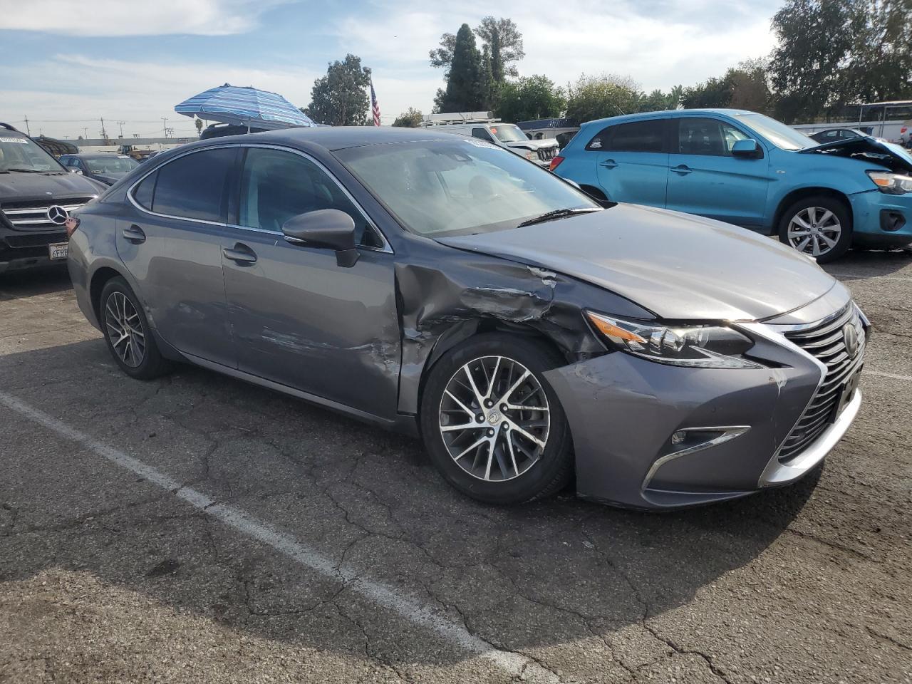 2016 Lexus Es 350 - Фото 4