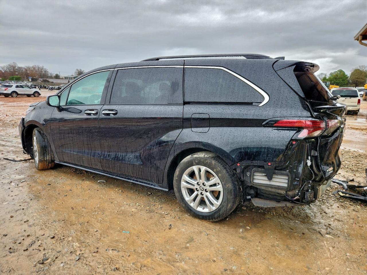 2022 Toyota Sienna Xse - Фото 2