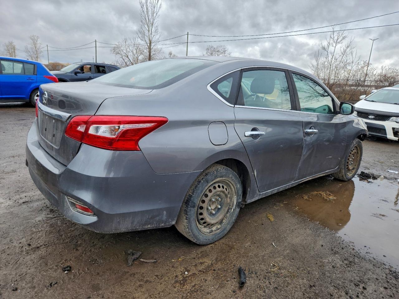 2018 Nissan Sentra S - Фото 3