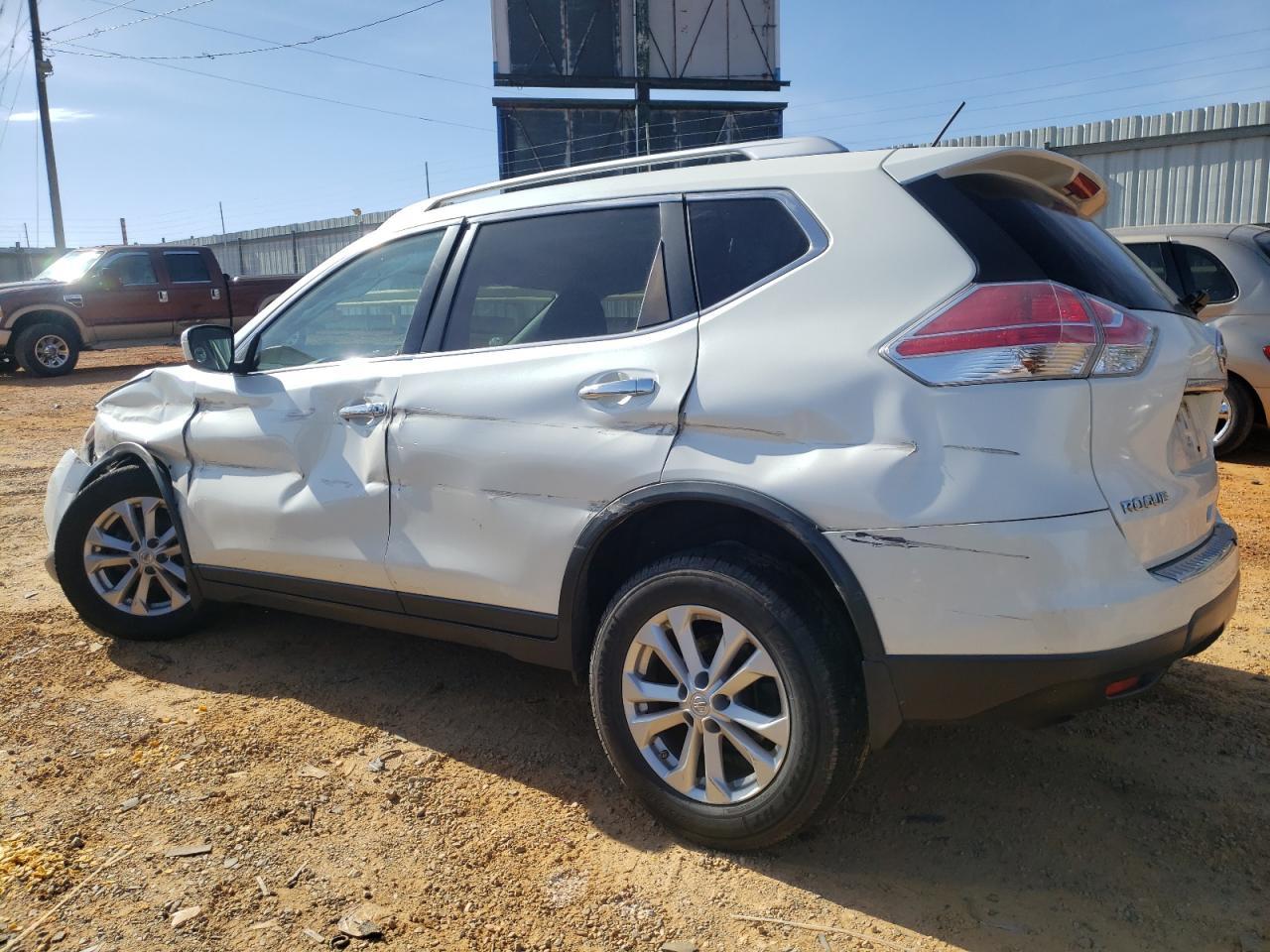 2015 Nissan Rogue S - Фото 2