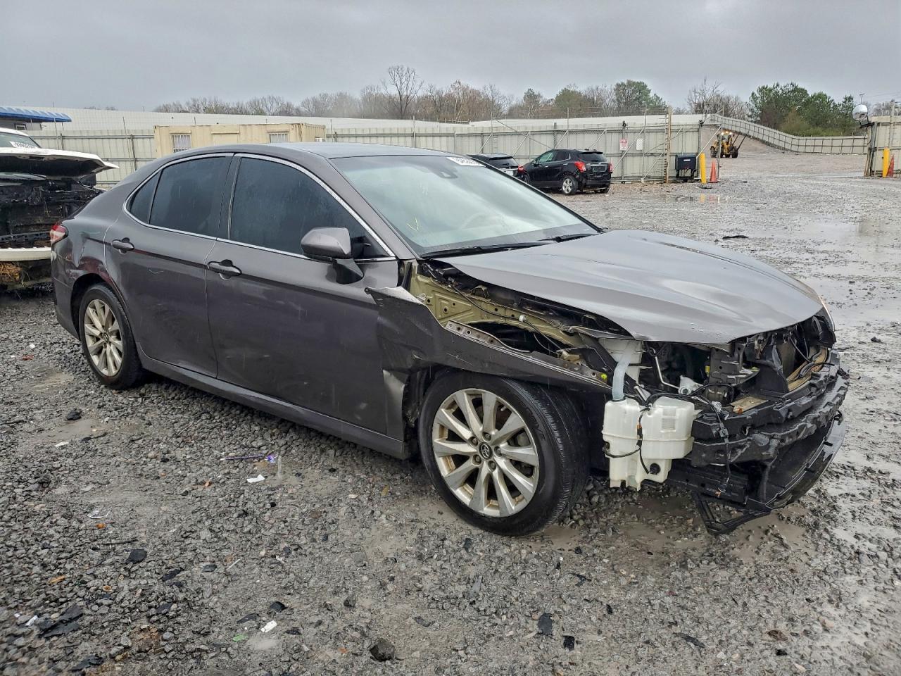 2019 Toyota Camry L - Фото 4
