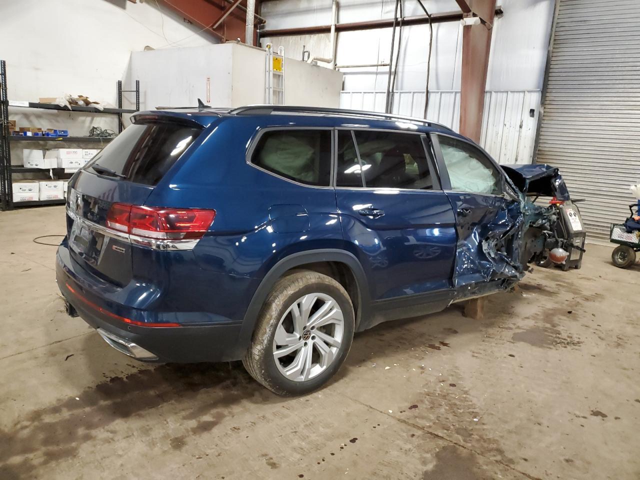 2021 Volkswagen Atlas Se - Фото 3
