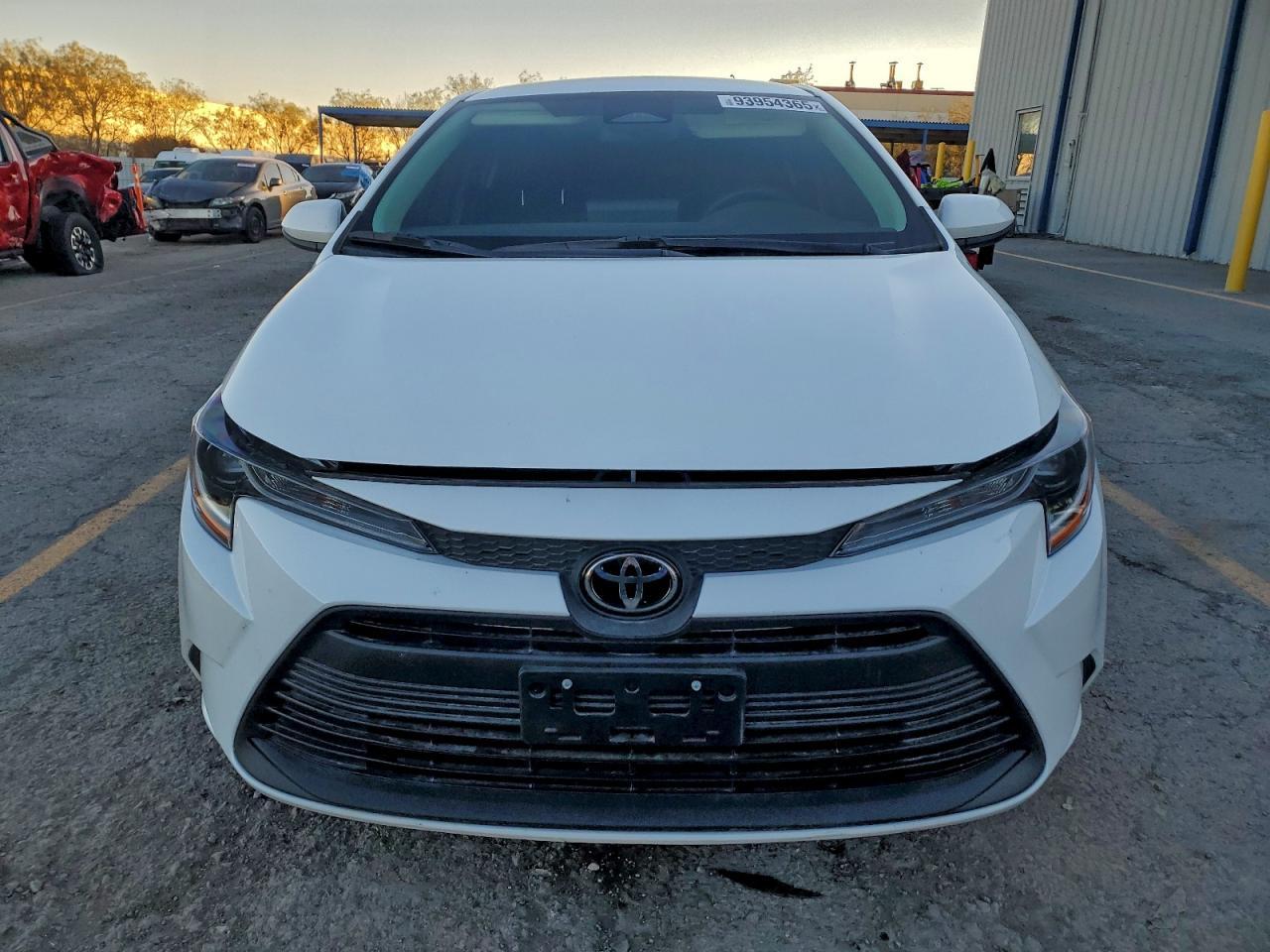 2025 Toyota Corolla Le - Image 5