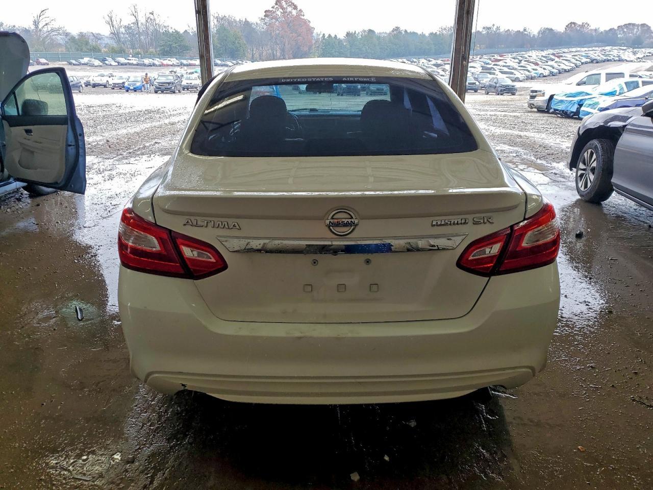 2016 Nissan Altima 2.5 - Фото 6