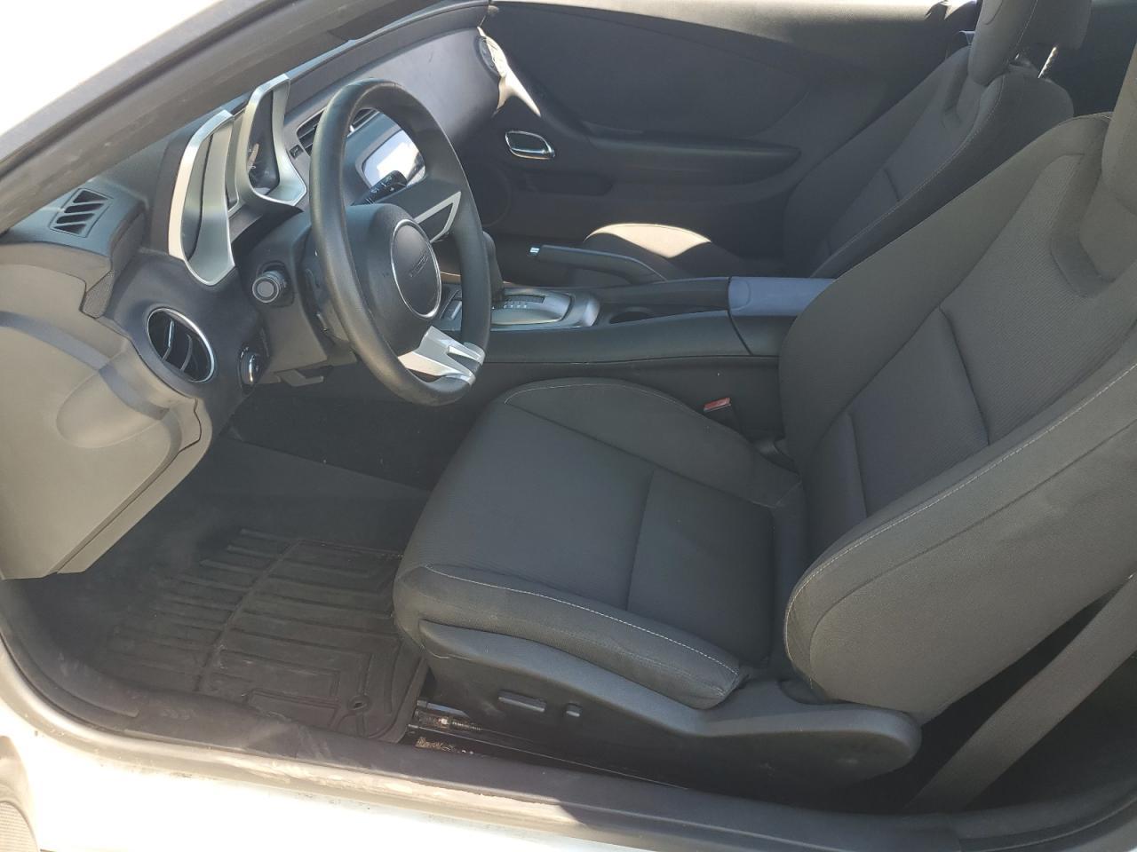 2011 Chev Camaro - Image 7