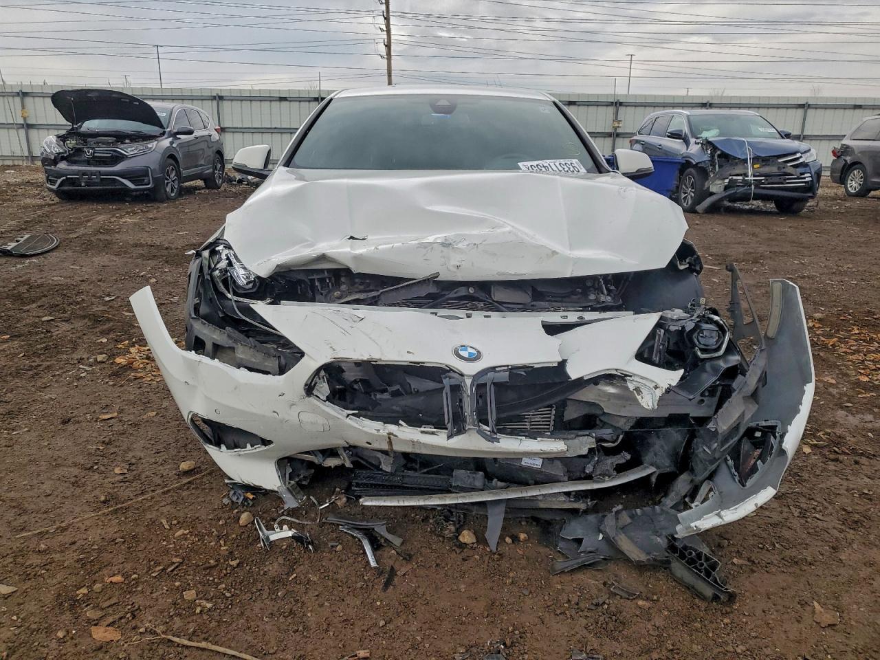 2020 BMW 228Xi - Фото 5