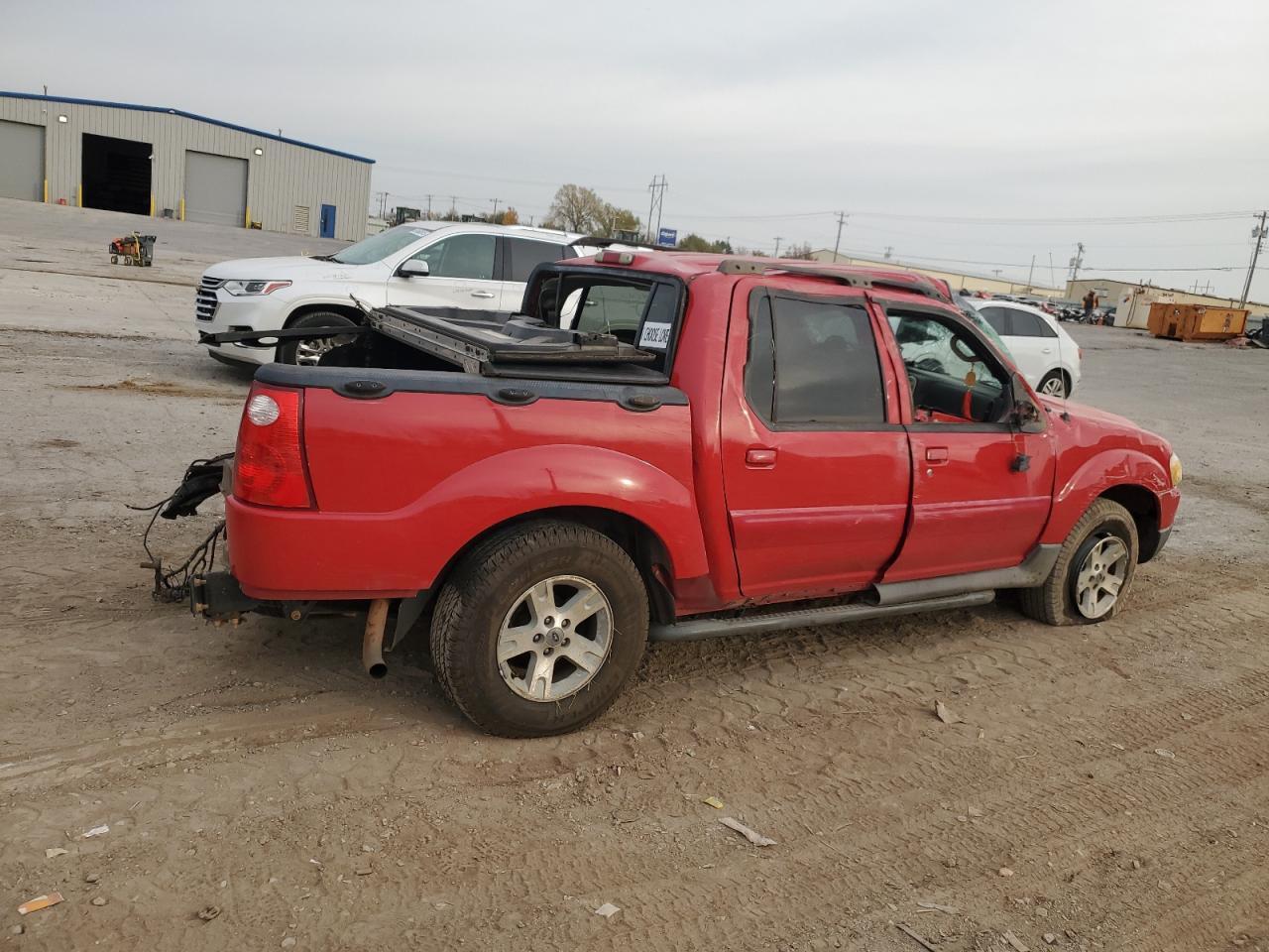 2005 Ford Explorer Sport Trac - Image 3