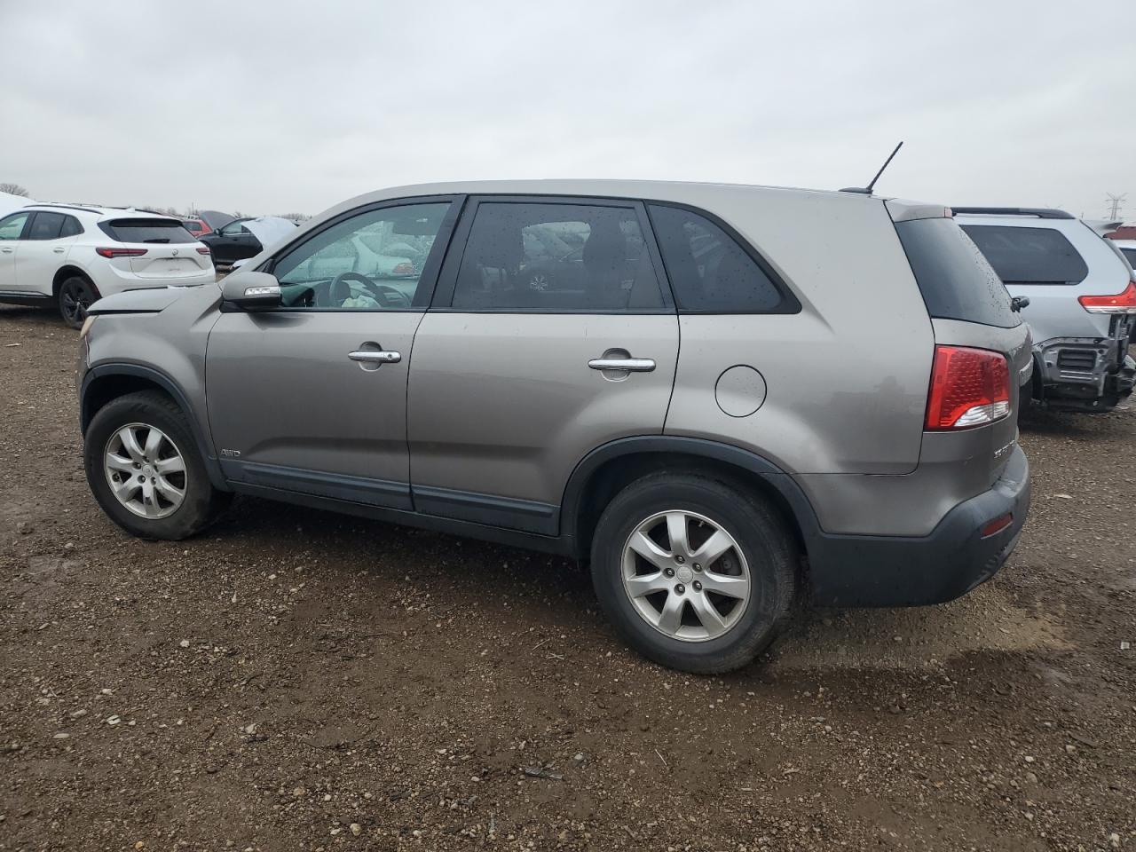 2011 Kia Sorento Base - Фото 2