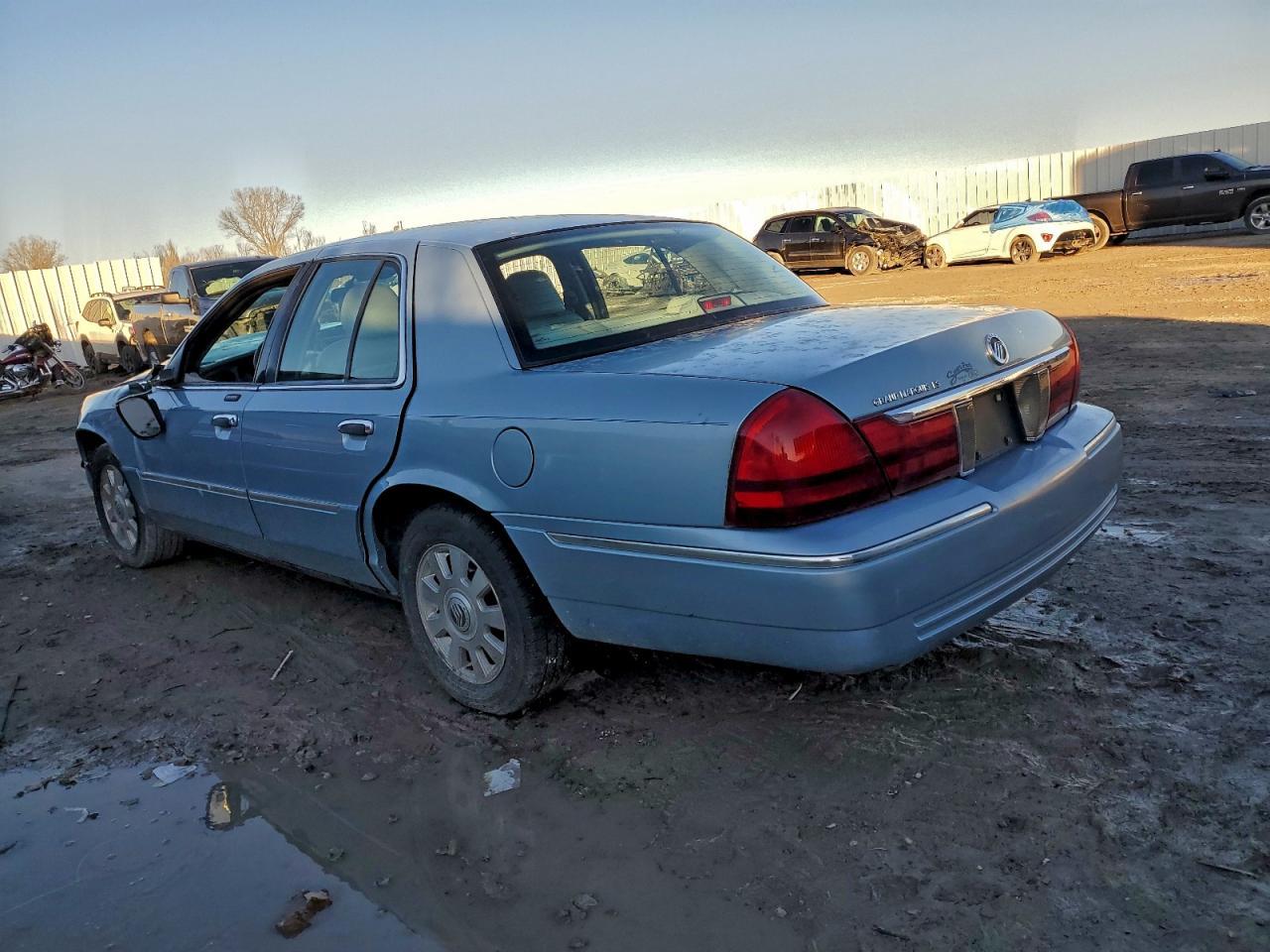 2003 Mercury Grand Marquis Ls - Фото 2