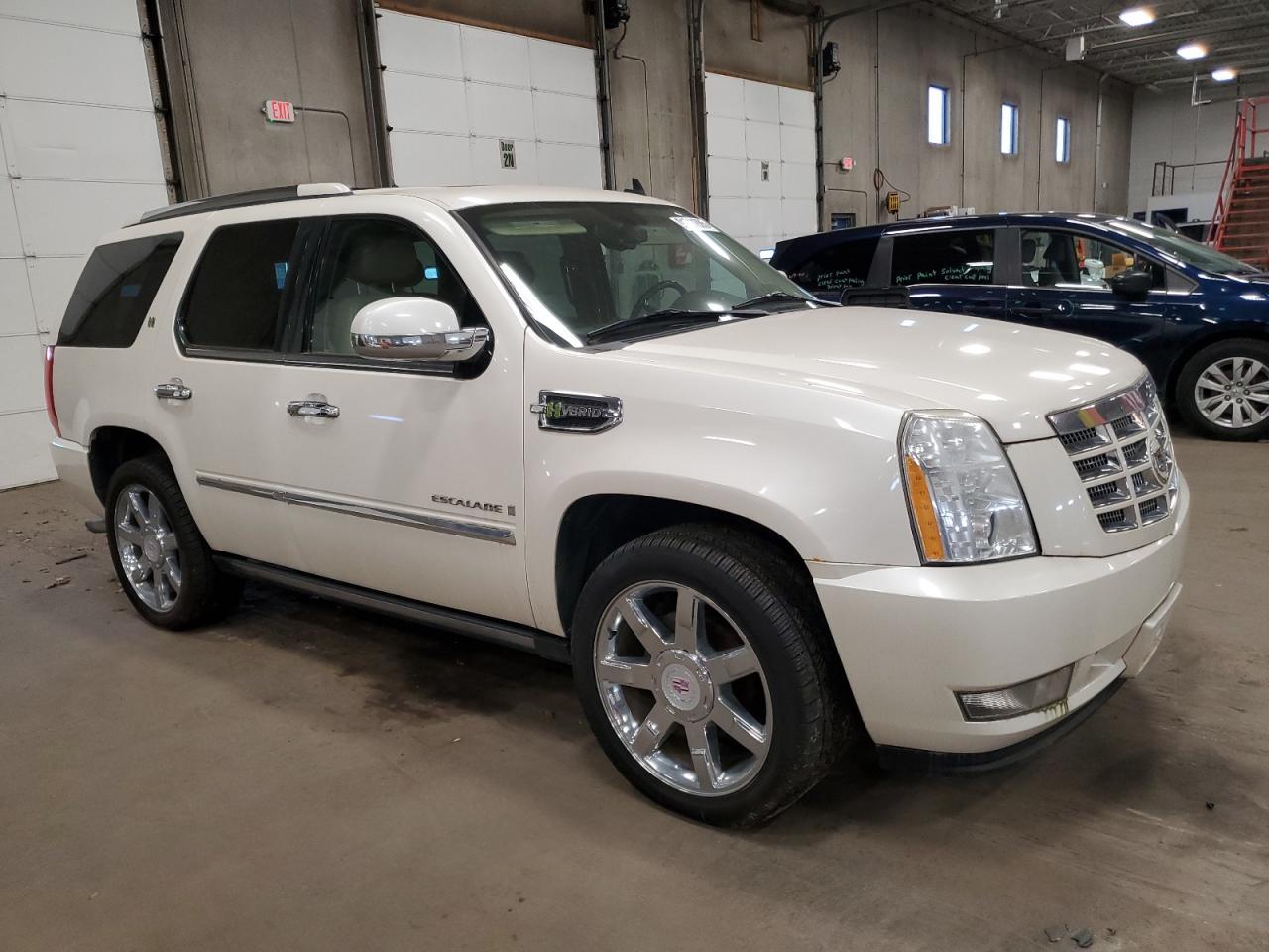 2010 Cadillac Escalade Hybrid - Фото 4