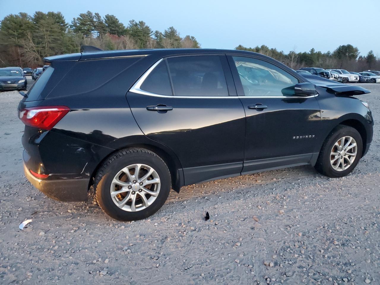2019 Chevrolet Equinox Lt - Image 3