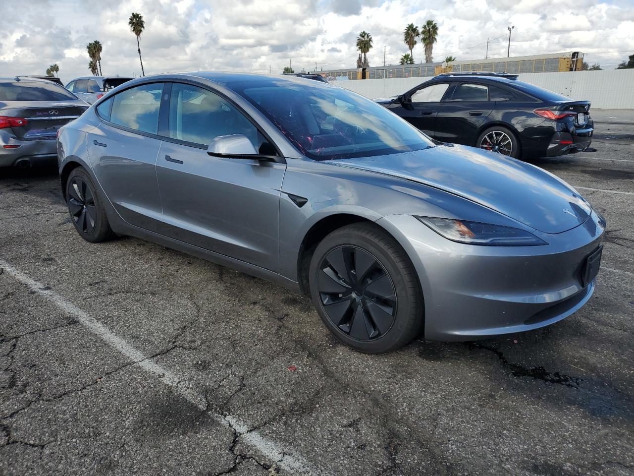 2025 Tesla Model 3 - Image 4