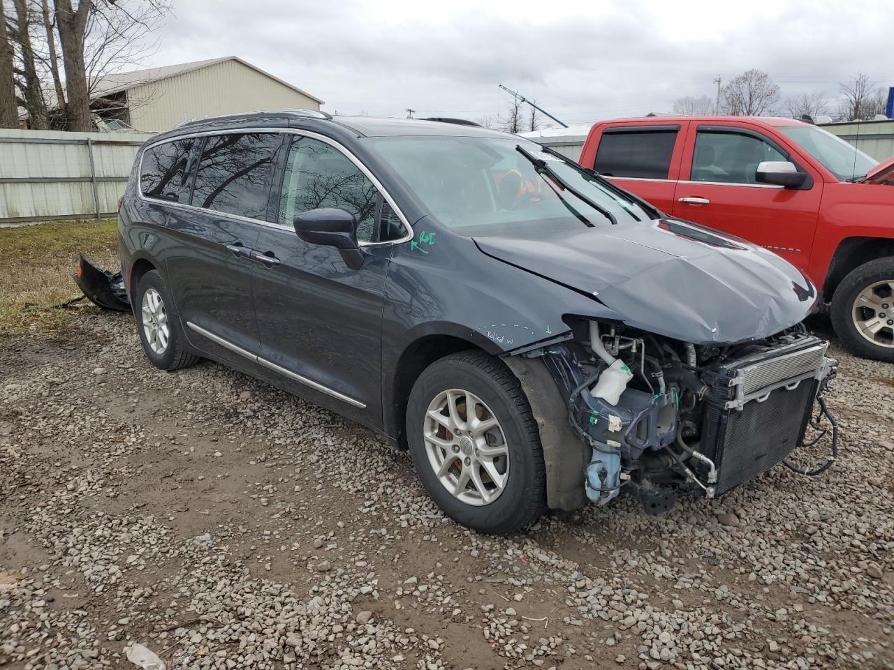 2020 Chrysler Pacifica Touring L - Image 4