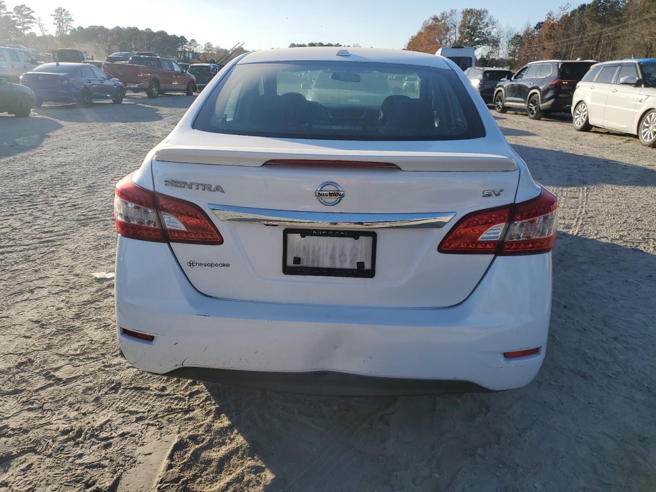 2015 Nissan Sentra S - Image 6