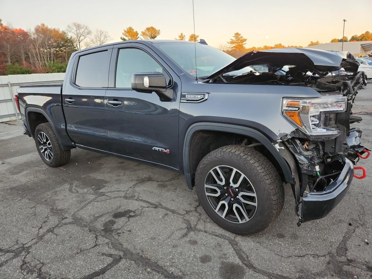 2021 GMC Sierra K1500 At4 - Фото 4