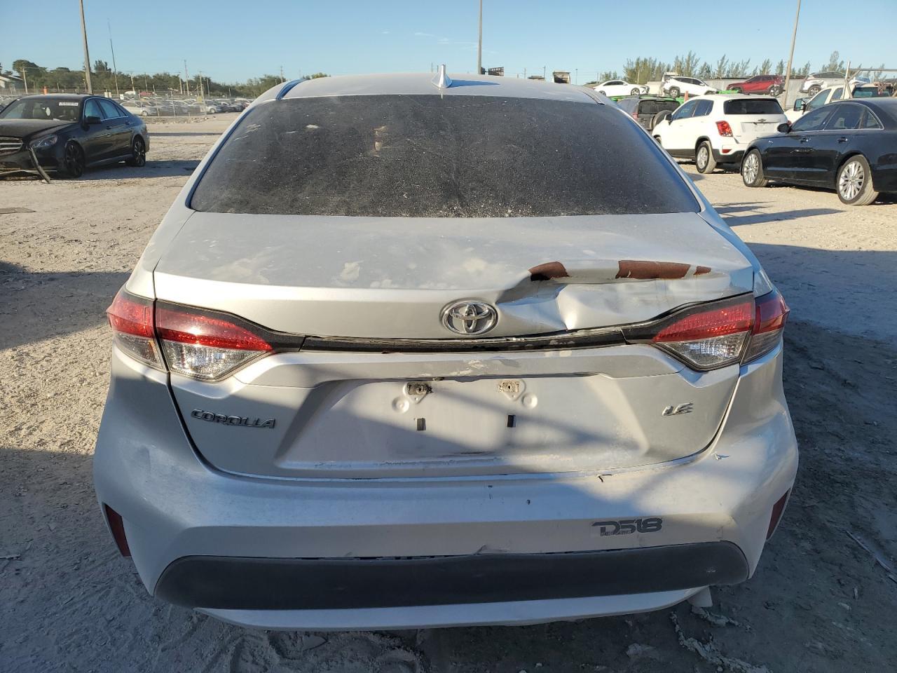 2020 Toyota Corolla Le - Фото 6