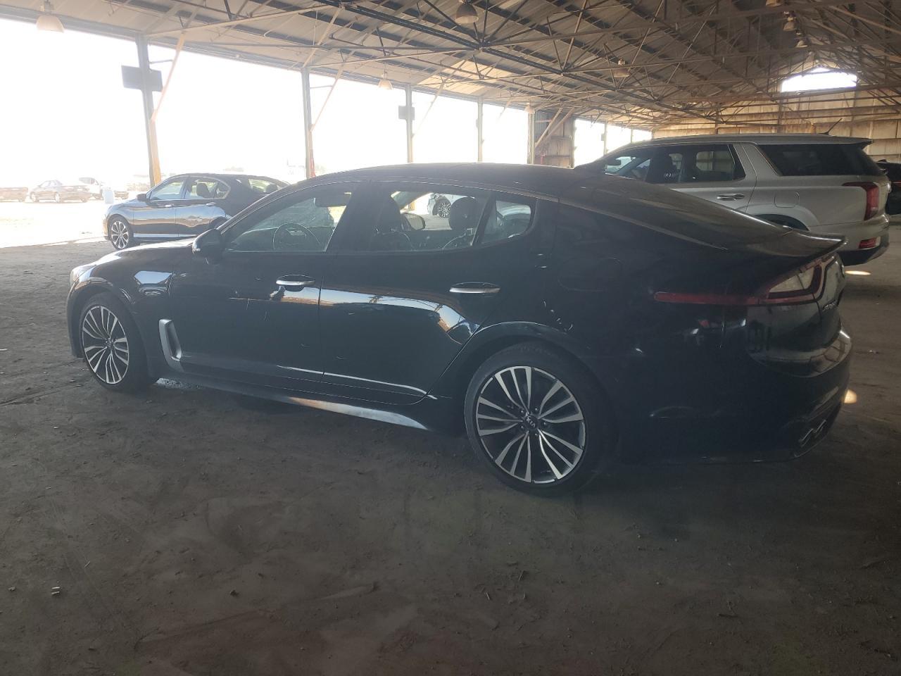 2018 Kia Stinger Premium - Фото 2