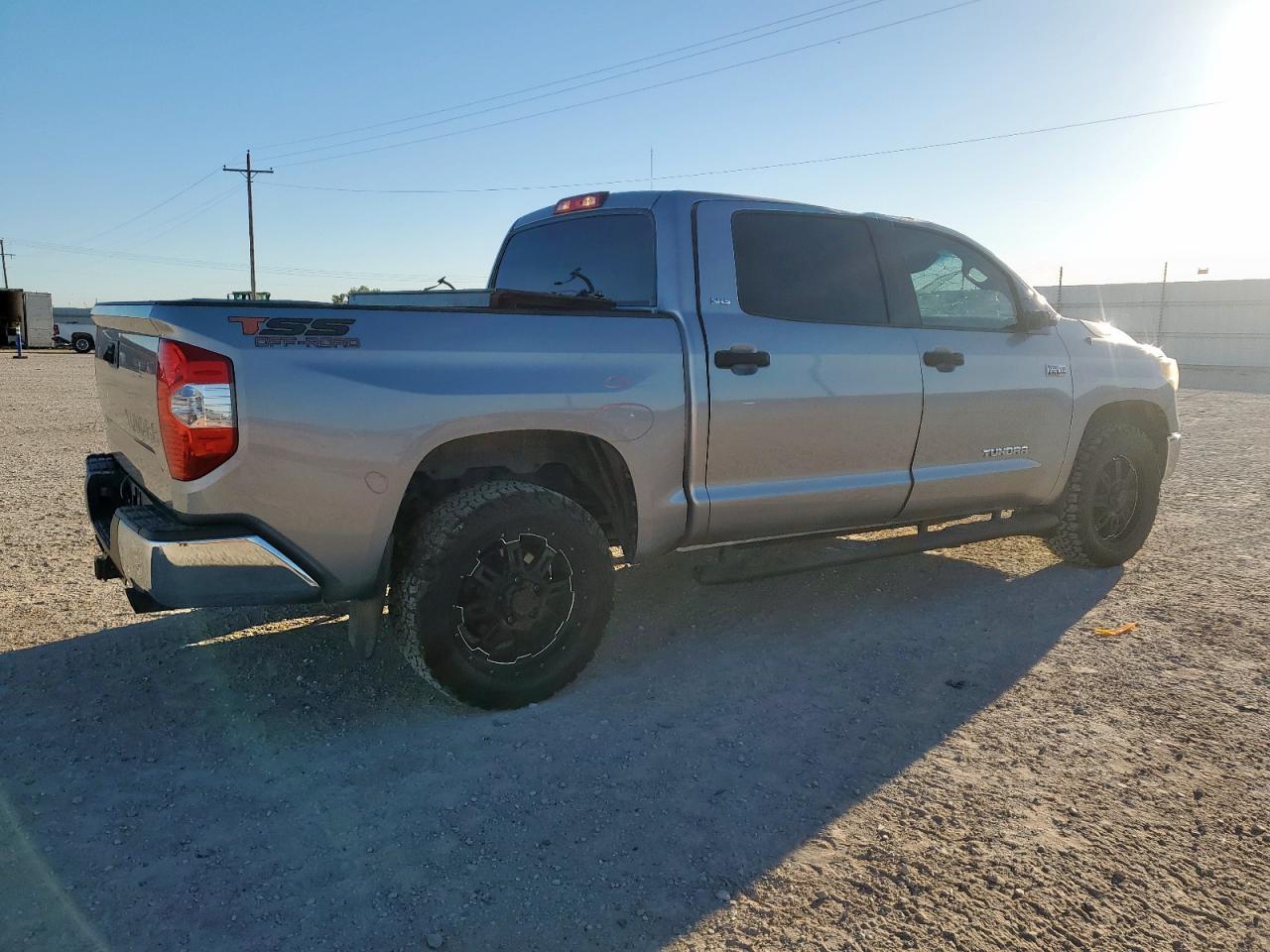 2015 Toyota Tundra Crewmax Sr5 - Фото 3