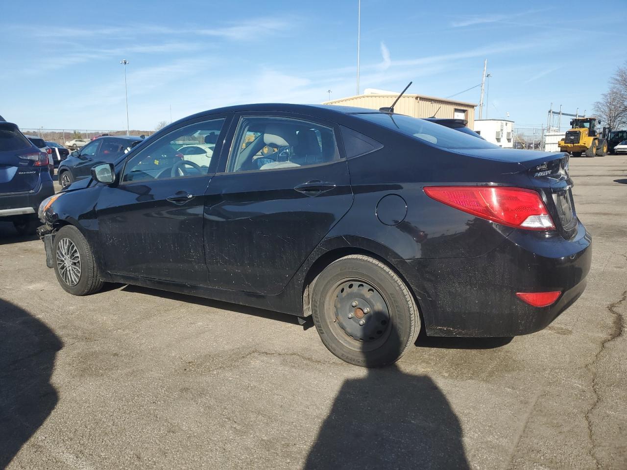 2017 Hyundai Accent Se - Фото 2