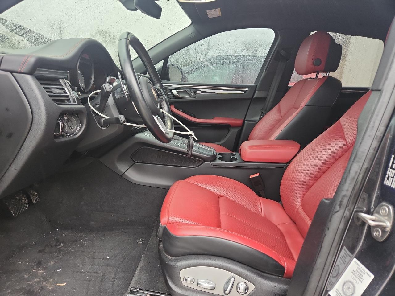 2020 Porsche Macan S - Image 7