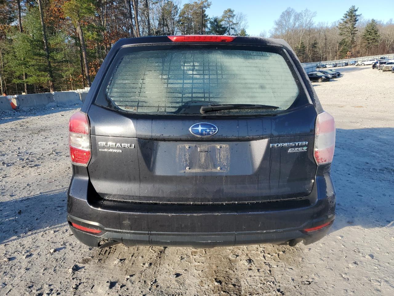 2014 Subaru Forester 2.5I - Image 6