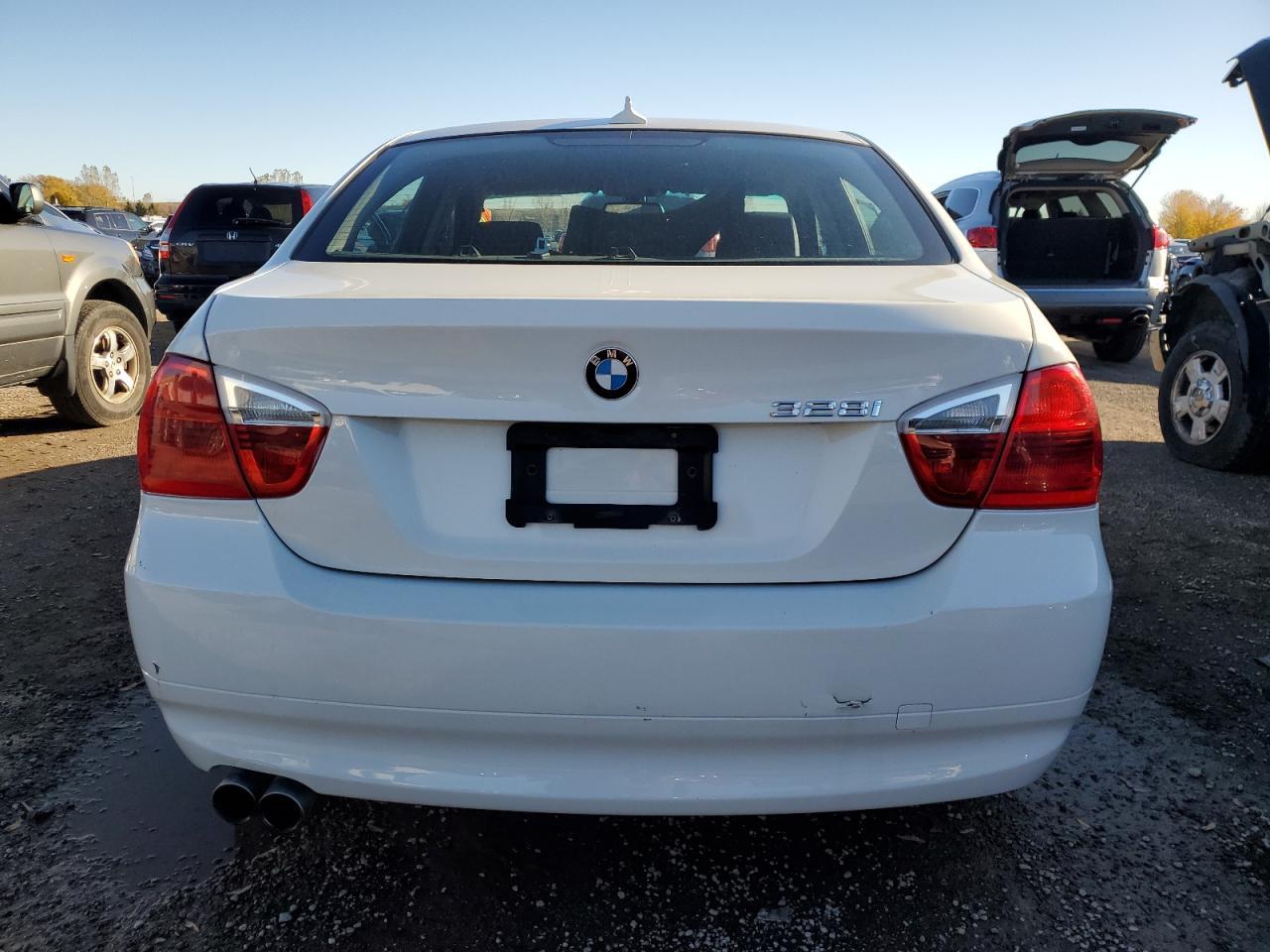 2011 BMW 328 Xi - Фото 6