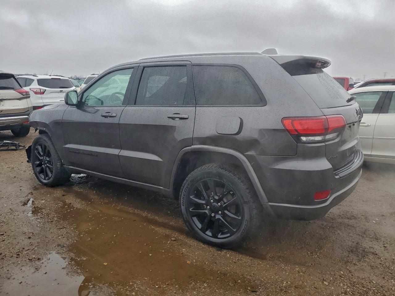 2019 Jeep Grand Cherokee Laredo - Фото 2