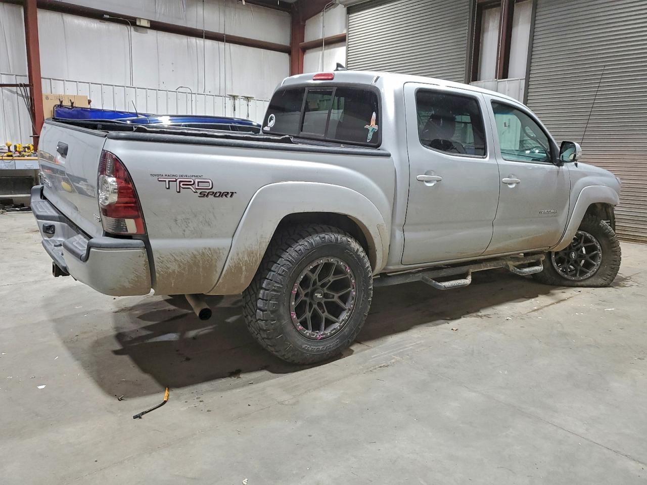 2012 Toyota Tacoma Double Cab - Фото 3