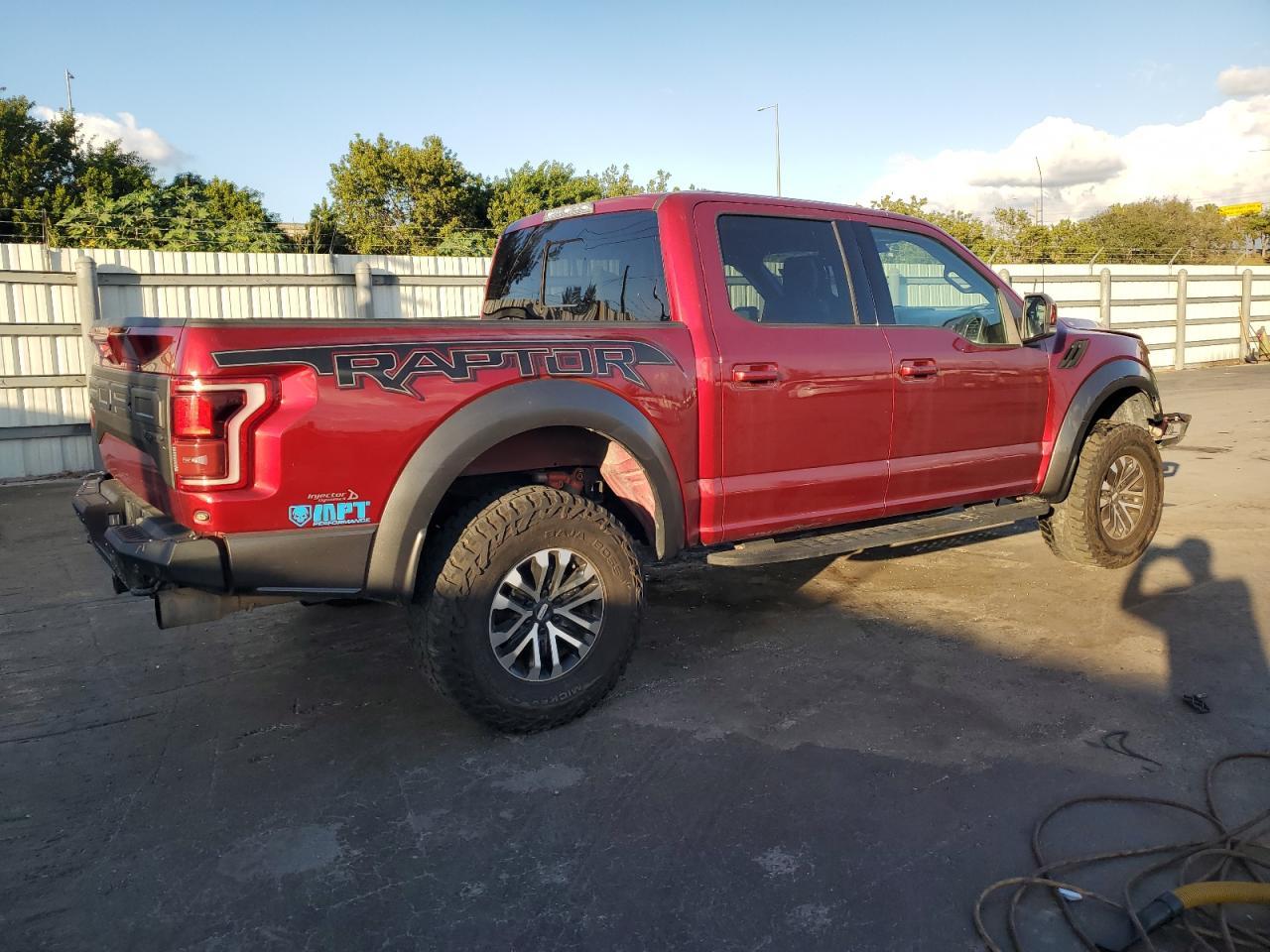 2019 Ford F150 Raptor - Фото 3