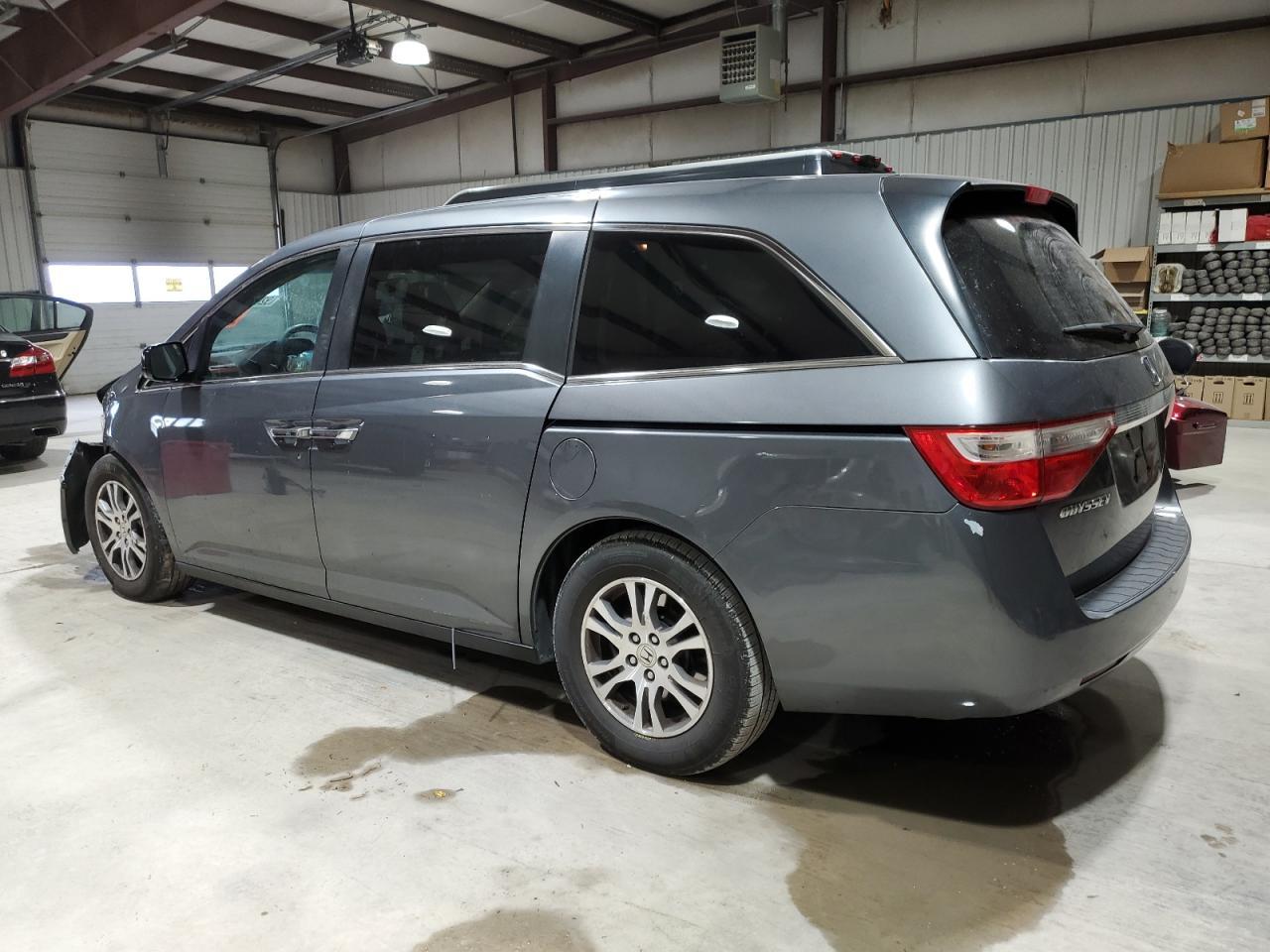 2012 Honda Odyssey Ex - Фото 2